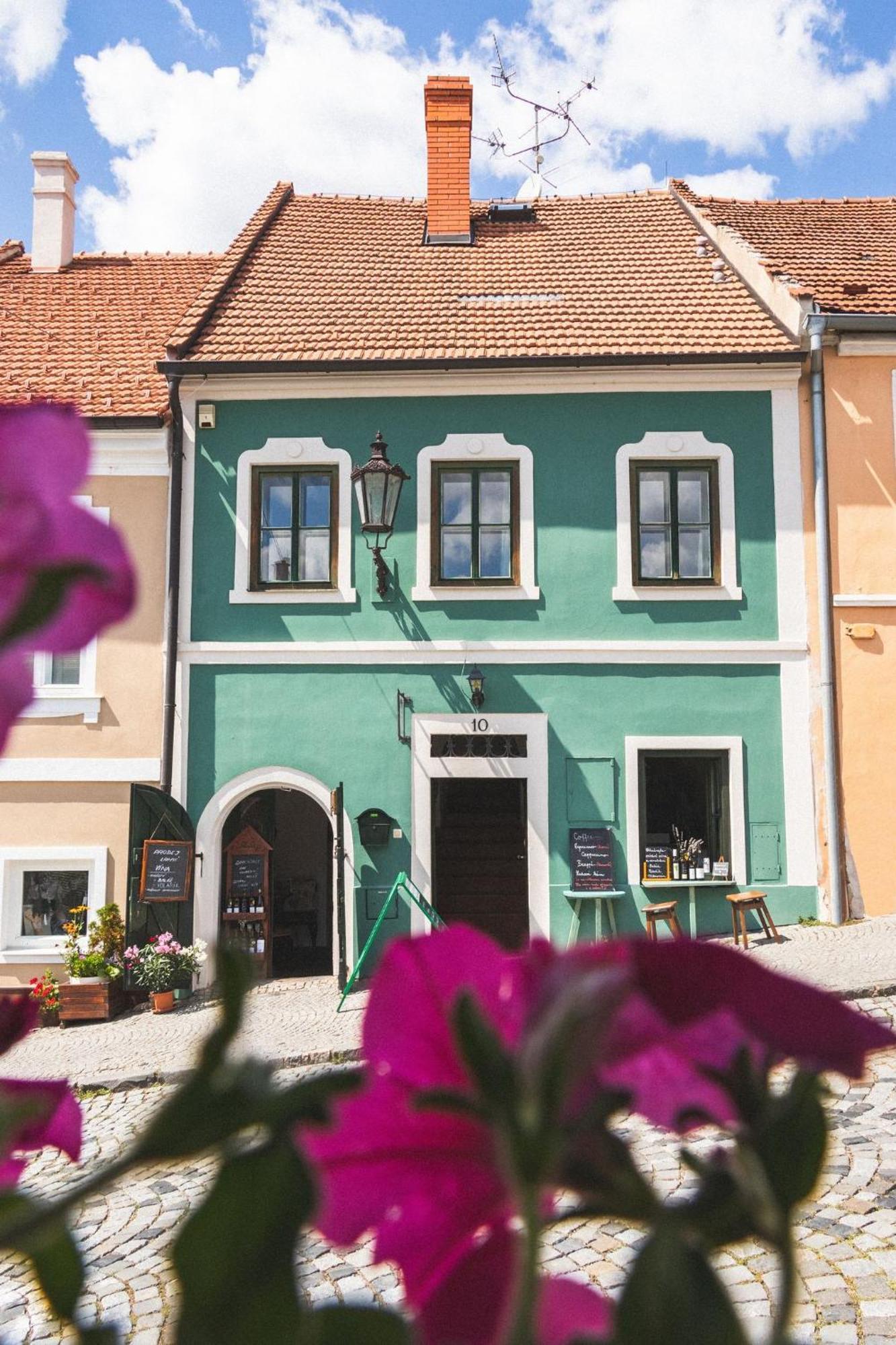 Olivea Penzion & Wine Mikulov Exterior photo